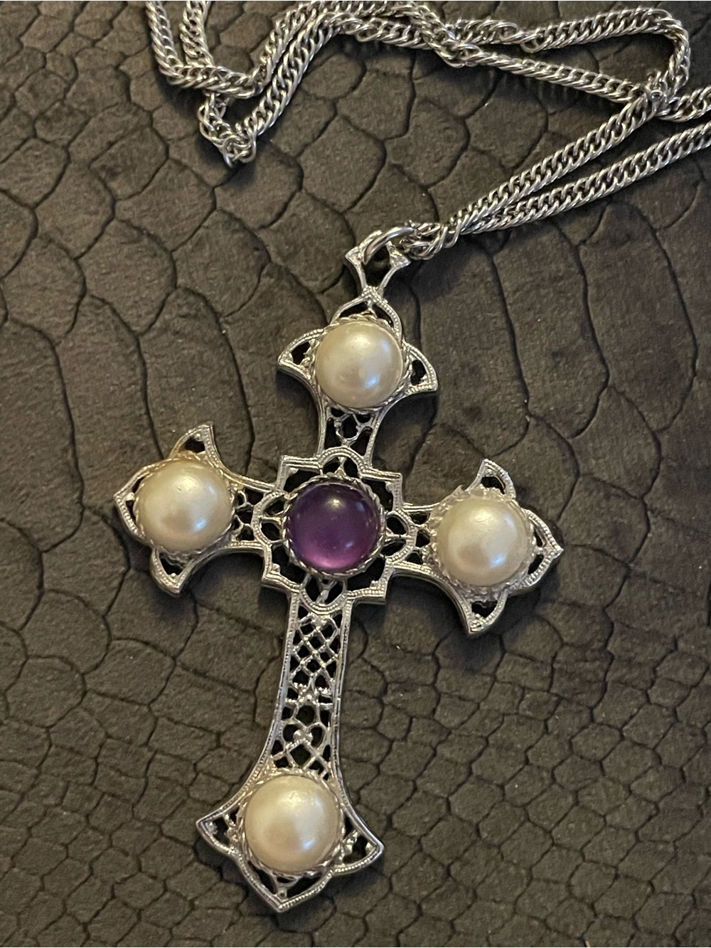 Sarah Coventry Silver Cross Pendant Necklace with Purple Center and Cream Pearls